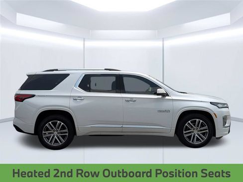 Used 2023 Chevrolet Traverse High Country FWD image 8