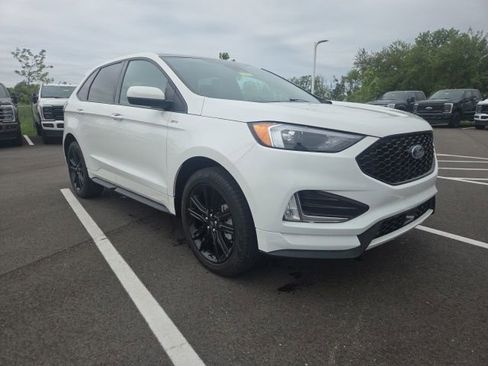 Used 2023 Ford Edge ST-Line w/ Class II Trailer Tow Package AWD/4WD image 1
