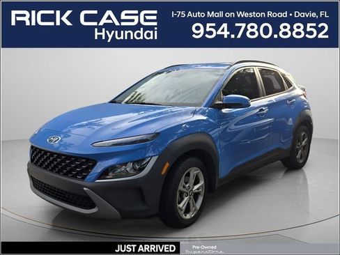 Used 2022 Hyundai Kona SEL FWD image 1