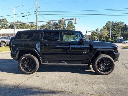 New 2026 GMC Hummer EV SUV image 4