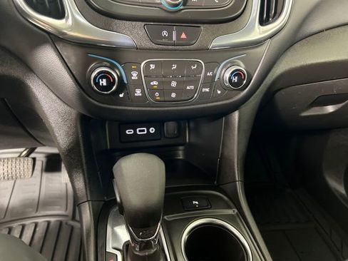 Used 2023 Chevrolet Equinox LT image 20