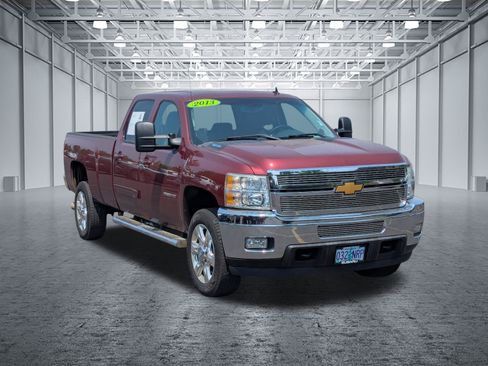 Used 2013 Chevrolet Silverado 2500 LTZ w/ LTZ Plus Package RWD image 7