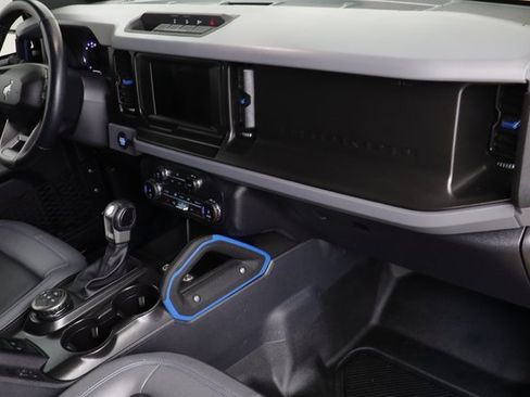 Used 2022 Ford Bronco Black Diamond image 22