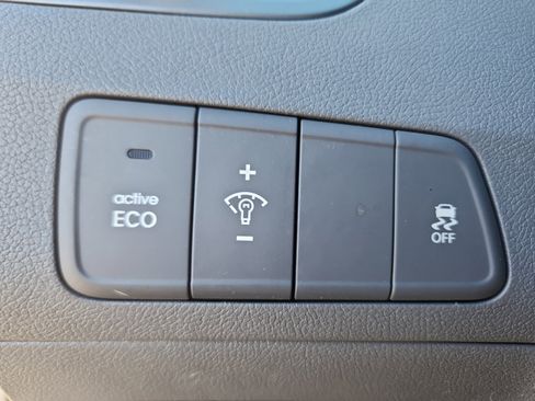 Used 2014 Hyundai Elantra SE w/ Option Group 02 image 32