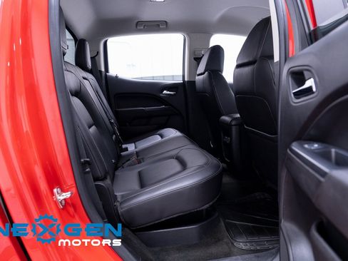 Used 2018 Chevrolet Colorado ZR2 image 41