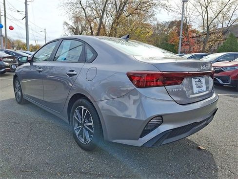 Used 2024 Kia Forte LXS image 21