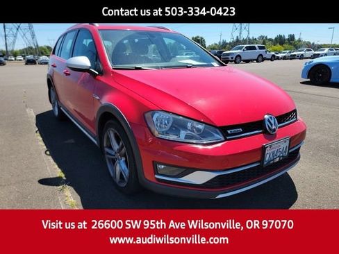 Used 2017 Volkswagen Golf Alltrack SE AWD/4WD image 1