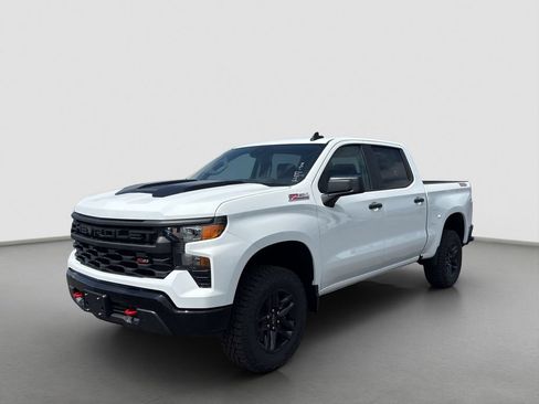 New 2026 Chevrolet Silverado 1500 Custom Trail Boss AWD/4WD image 1