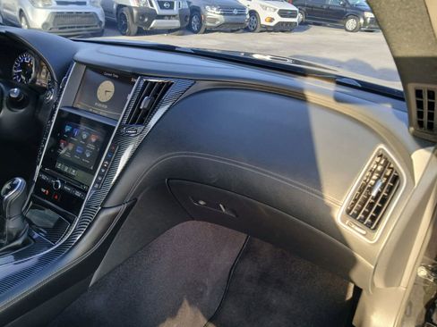 Used 2019 INFINITI Q60 3.0t Luxe image 14