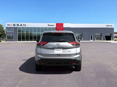 New 2026 Nissan Rogue SV AWD/4WD image 12