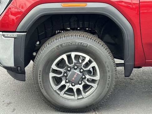 New 2026 GMC Sierra 2500 SLT AWD/4WD image 22