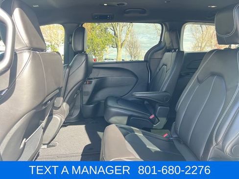 New 2026 Chrysler Pacifica Select FWD image 24