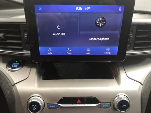 Used 2021 Ford Explorer XLT w/ Equipment Group 202A RWD image 25