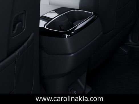 New 2025 Kia Telluride EX image 27