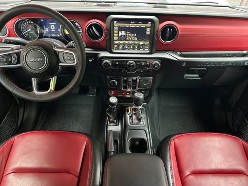 Used 2023 Jeep Wrangler Unlimited Rubicon 4xe AWD/4WD image 13