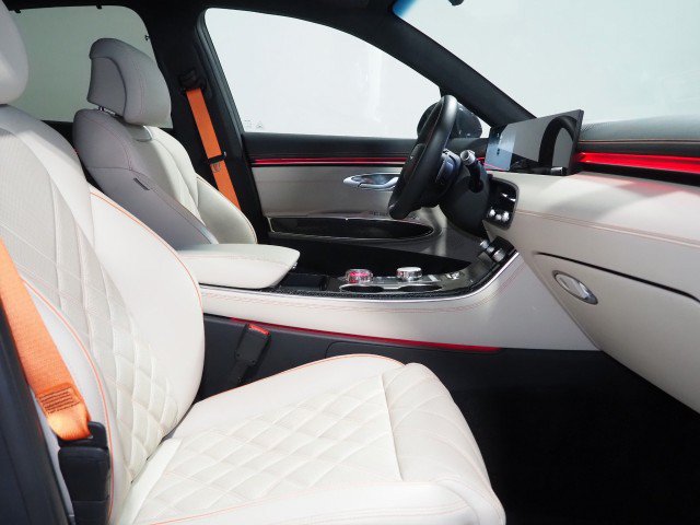 Used 2026 Genesis GV70 AWD 3.5T Sport Prestige image 14