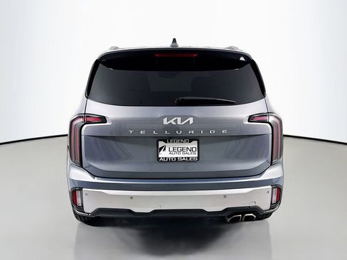 Used 2023 Kia Telluride EX w/ EX Captain's Chair Package image 7