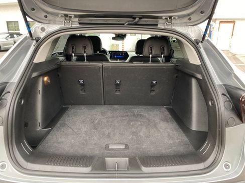 Used 2025 Chevrolet Trax LT image 31