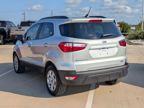 Used 2019 Ford EcoSport SE image 5