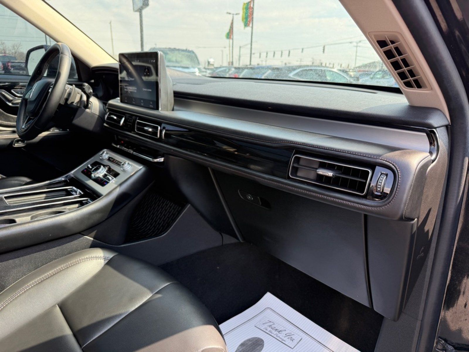 Used 2022 Lincoln Aviator AWD w/ Premium Package image 23