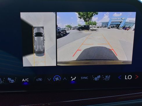 New 2026 Chevrolet Traverse RS w/ LPO, Floor Liner Package FWD image 28