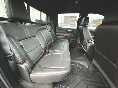 Used 2019 Chevrolet Silverado 1500 High Country w/ Technology Package image 28