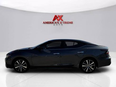 Used 2019 Nissan Maxima 3.5 S w/ Floor Mat Group FWD image 2