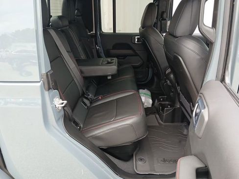 New 2026 Jeep Gladiator Rubicon image 25