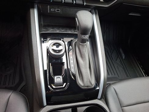 Certified 2024 Chevrolet Colorado Trail Boss w/ Advanced Trailering Package image 14