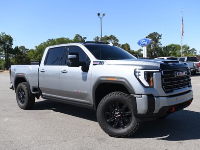 Used 2025 GMC Sierra 2500 AT4 w/ AT4 Premium Plus Package
