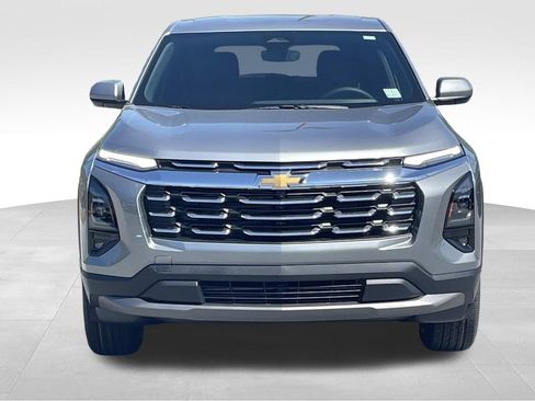 New 2026 Chevrolet Equinox LT w/ Safety and Technology Package FWD image 8
