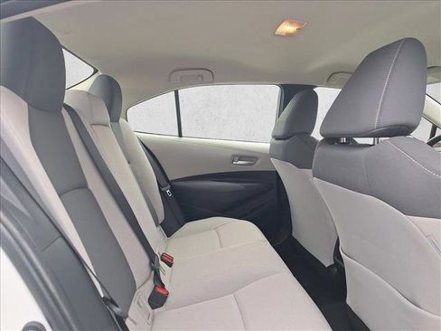 Certified 2021 Toyota Corolla LE w/ Carpet Mat Package (TMS) image 18