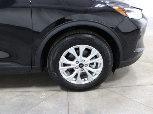 Used 2025 Ford Escape Active FWD image 36