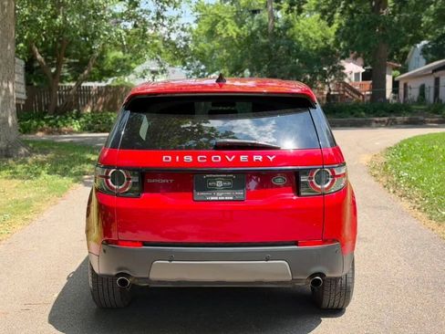Used 2019 Land Rover Discovery Sport SE AWD/4WD image 5
