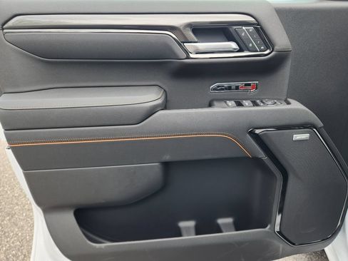 New 2026 GMC Sierra 1500 AT4 w/ Technology Package AWD/4WD image 18