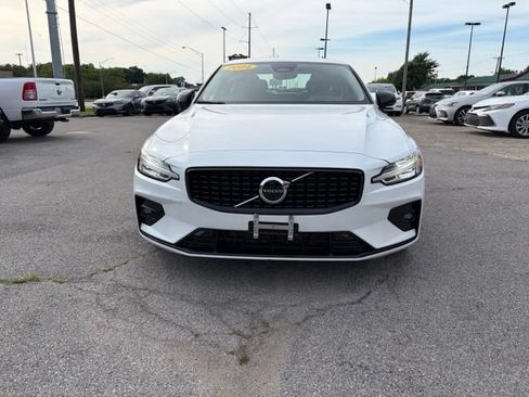 Used 2024 Volvo S60 B5 Core FWD image 2