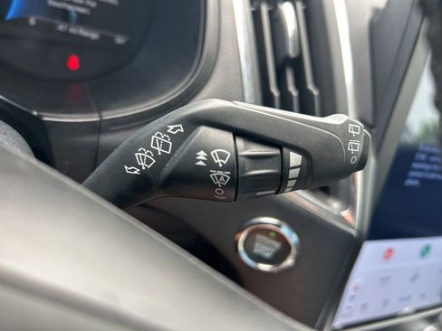 Used 2022 Ford Edge Titanium image 23
