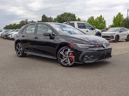 New 2026 Volkswagen GTI SE FWD image 5