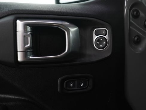 Used 2023 Jeep Wrangler Unlimited Sport AWD/4WD image 22