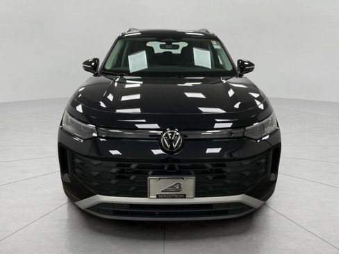 New 2026 Volkswagen Tiguan SE AWD/4WD image 10