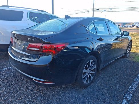Used 2017 Acura TLX w/ Technology Package image 4