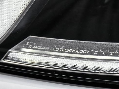 Used 2024 Jaguar F-PACE R-Dynamic S image 75