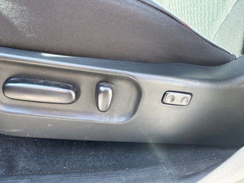 Used 2023 Toyota Tacoma SR5 w/ Technology Package image 10