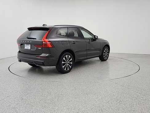 Certified 2025 Volvo XC60 B5 Plus w/ Climate Package AWD/4WD image 5