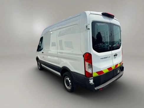 Used 2019 Ford Transit 250 130 Medium Roof RWD image 8