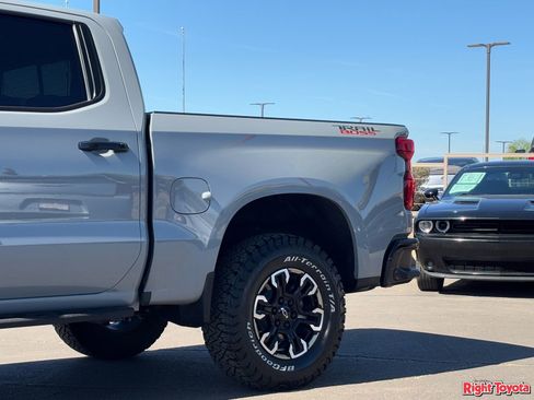 Used 2024 Chevrolet Silverado 1500 LT Trail Boss w/ LT Trail Boss Premium Package AWD/4WD image 9