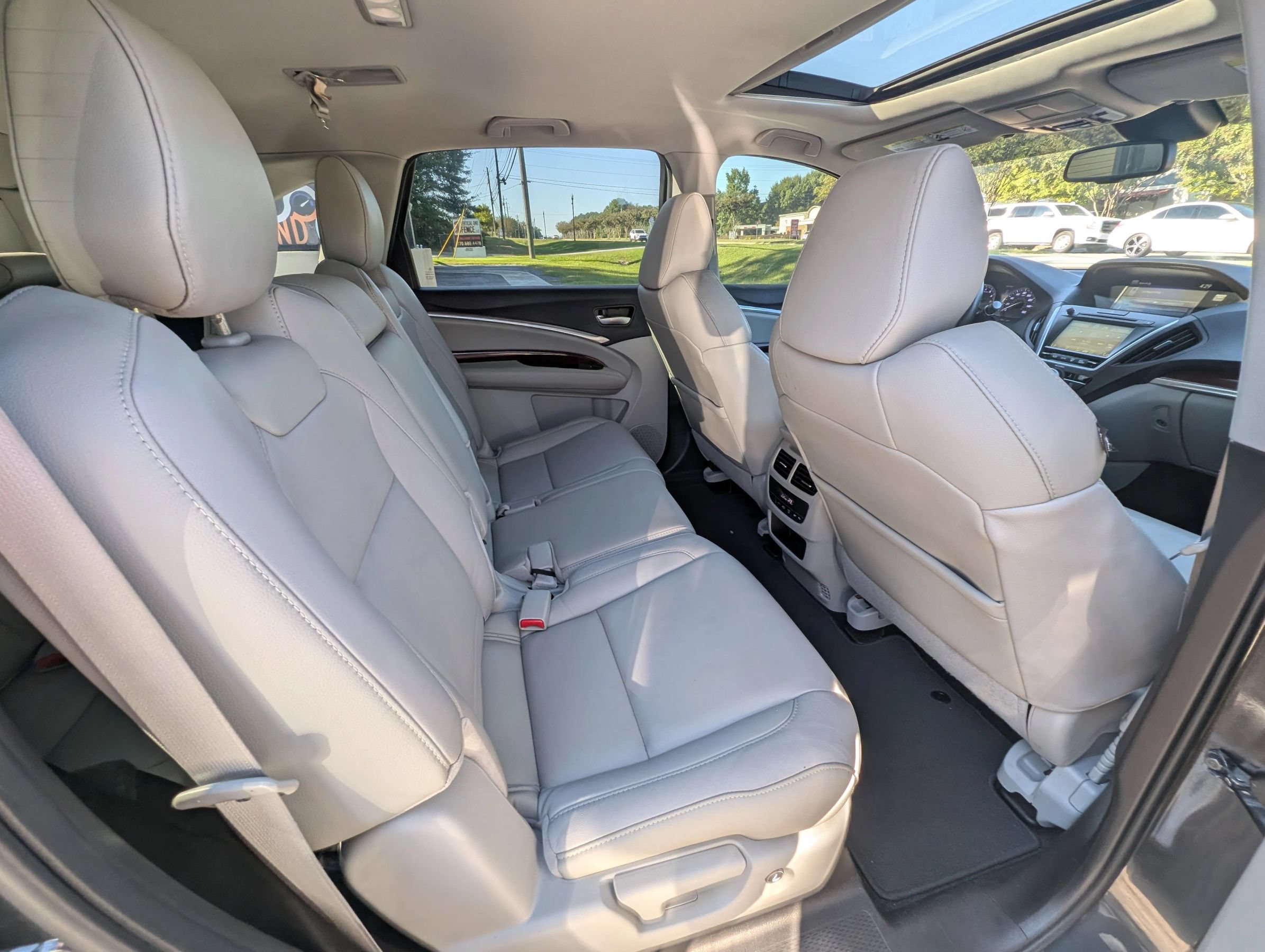 Used 2015 Acura MDX w/ Technology Package FWD image 36