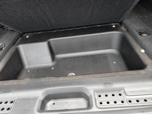Used 2020 Jeep Wrangler Unlimited Sahara AWD/4WD image 9