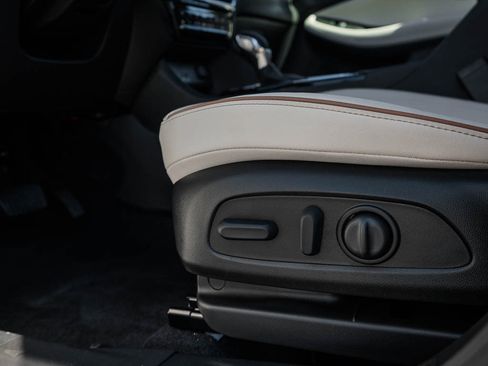 New 2026 Buick Encore GX Avenir w/ Avenir Convenience Package AWD/4WD image 18