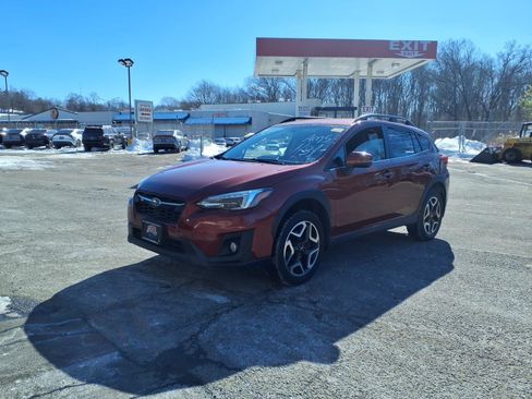 Used 2019 Subaru Crosstrek 2.0i Limited image 3